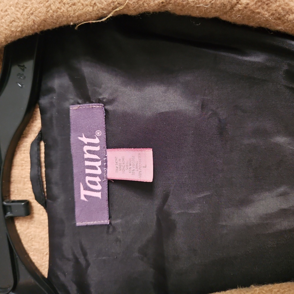 Taunt Coat - Picture 3 of 7